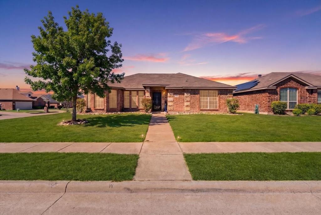 2001 Woodmere Drive Lancaster, TX 75134 - Photo 1 of 28