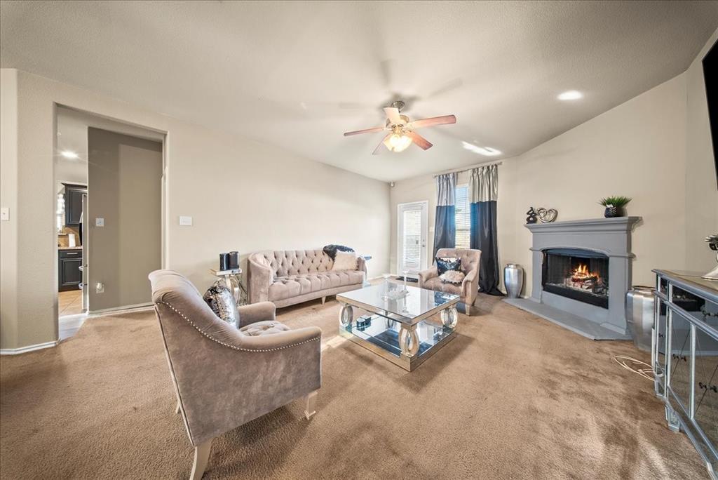 2001 Woodmere Drive Lancaster, TX 75134 - Photo 7 of 28