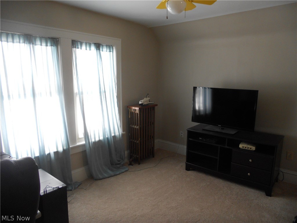 1599 Krumroy Road Akron, OH 44306 - Photo 21 of 30