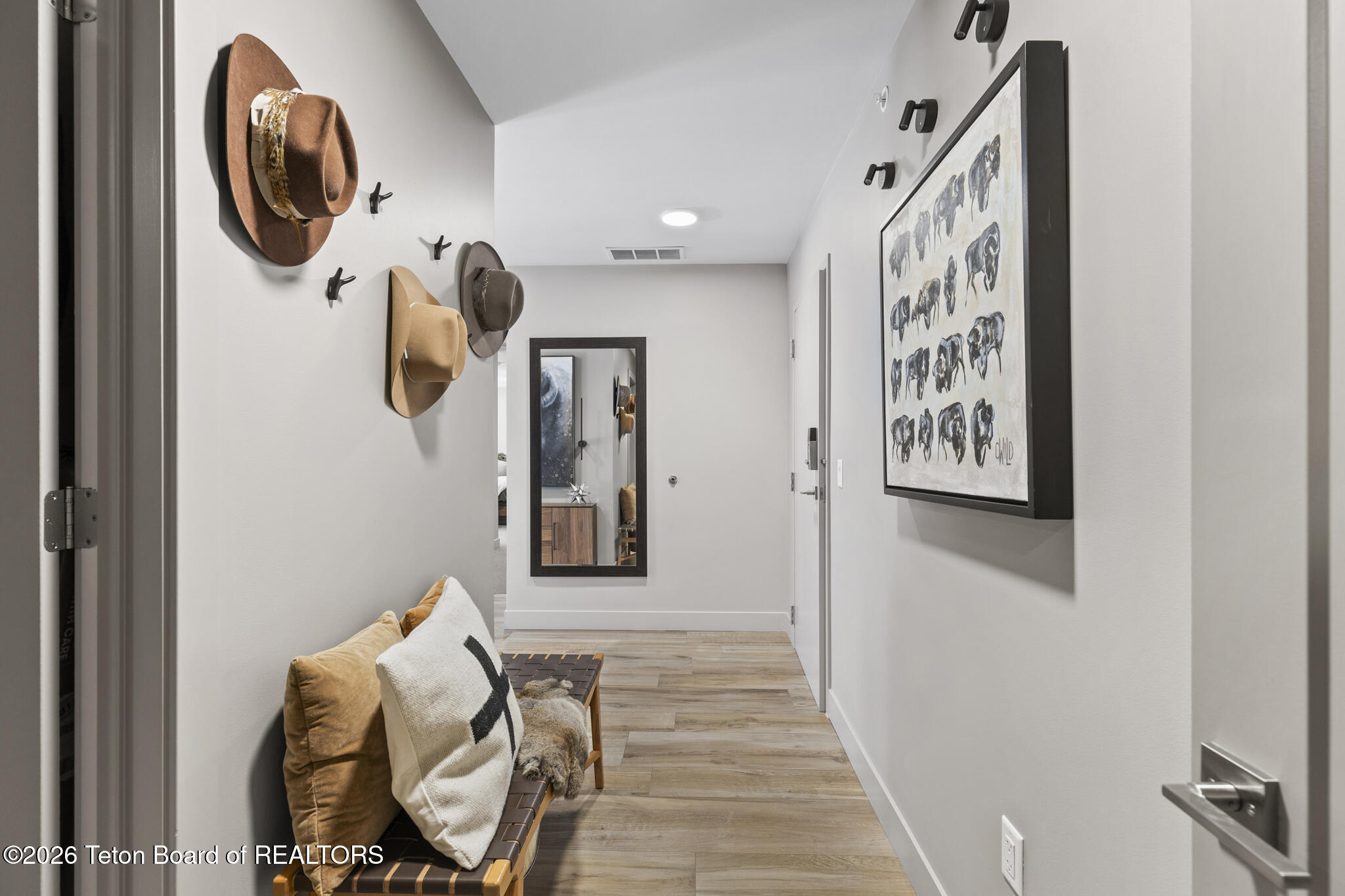 150 West Simpson Avenue, Unit 404 Jackson, WY 83001 - Photo 12 of 27 6V2A5283