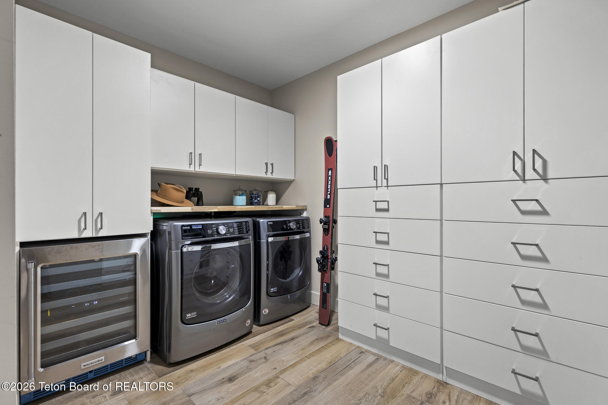 150 West Simpson Avenue, Unit 404 Jackson, WY 83001 - Photo 21 of 27 6V2A5315