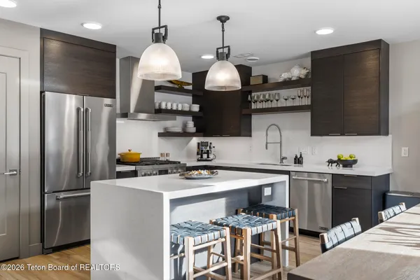 $2,200,000 | 150 West Simpson Avenue, Unit 404, Jackson, WY 83001