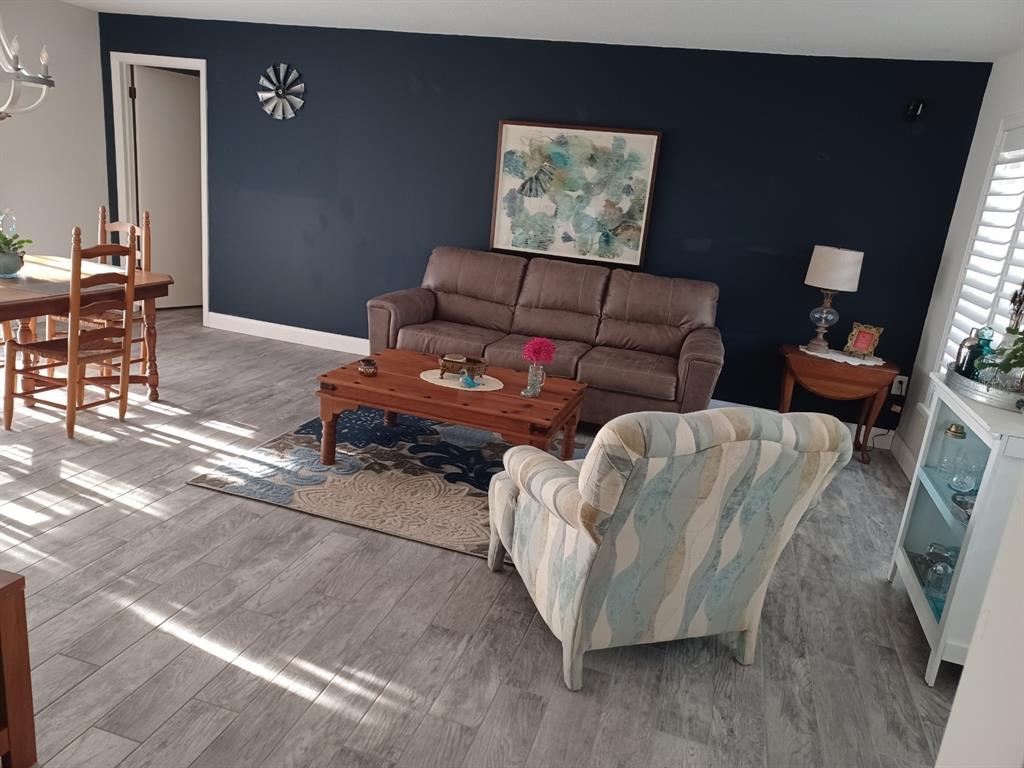 8448 Foxboro Lane Spring Hill, FL 34608 - Photo 2 of 10