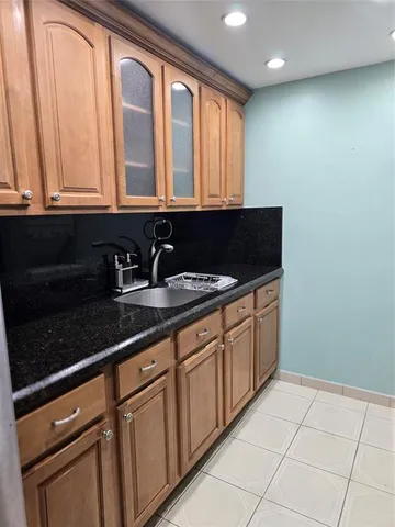 $250,000 | 5033 Northwest 7th Street, Unit 508, Miami, FL 33126