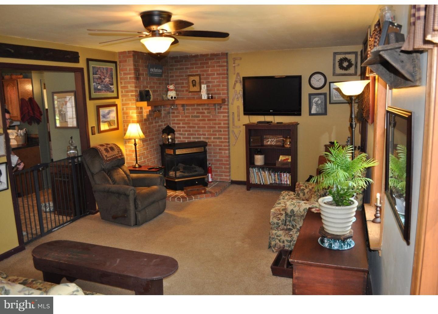 1278 Furniss Road Peach Bottom, PA 17563 - Photo 3 of 25 Living Room
