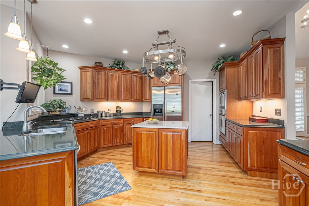 4 Windlass Court Savannah, GA 31411 - Photo 6 of 28