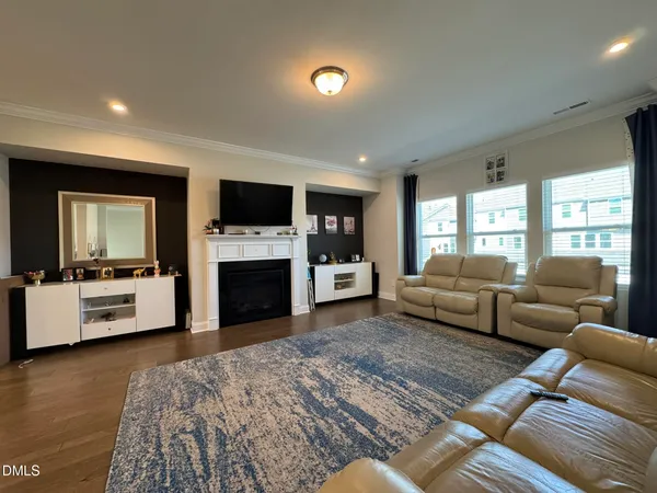 $2,450 | 1228 Brickfield Drive, Cary, NC 27519