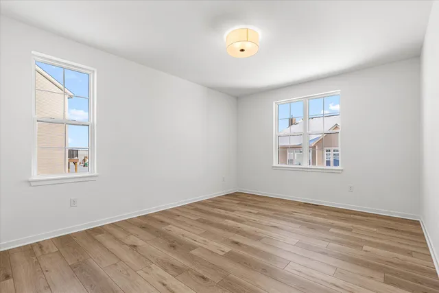 $604,900 | 674 Mary Way, Slinger, WI 53086