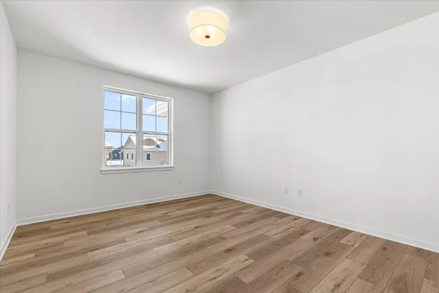 $604,900 | 674 Mary Way, Slinger, WI 53086