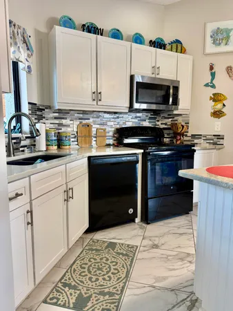 $134,600 | 5415 Casablanca Circle, Unit L25, Sebring, FL 33870