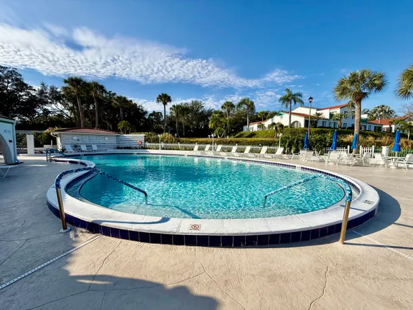 $134,600 | 5415 Casablanca Circle, Unit L25, Sebring, FL 33870