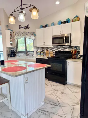 $134,600 | 5415 Casablanca Circle, Unit L25, Sebring, FL 33870