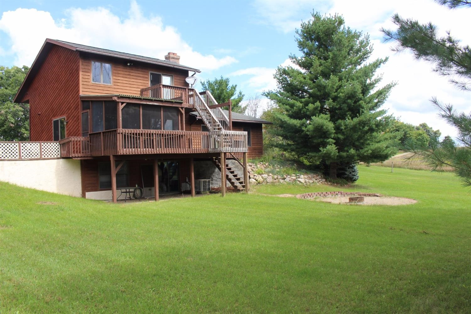 1400 Barber Road Grass Lake, MI 49240 - Photo 2 of 10 Photo 2