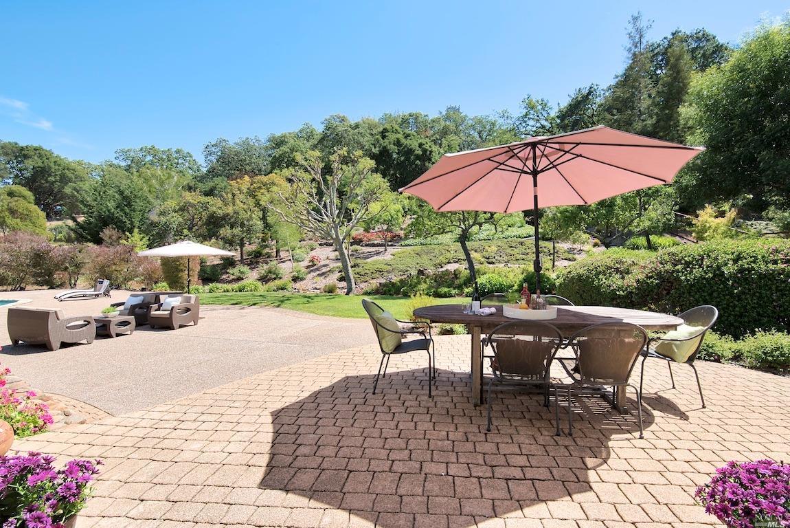 35 Oak Valley Drive Novato, CA 94947 - Photo 24 of 59