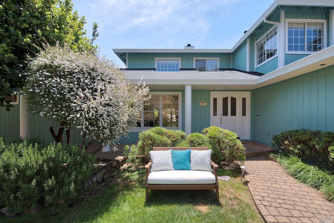 35 Oak Valley Drive Novato, CA 94947 - Photo 7 of 59