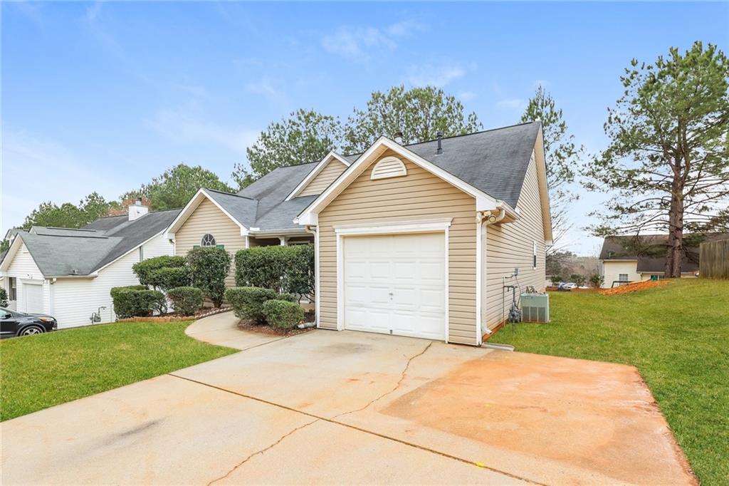 134 Misty Ridge Trail Stockbridge, GA 30281 - Photo 3 of 14