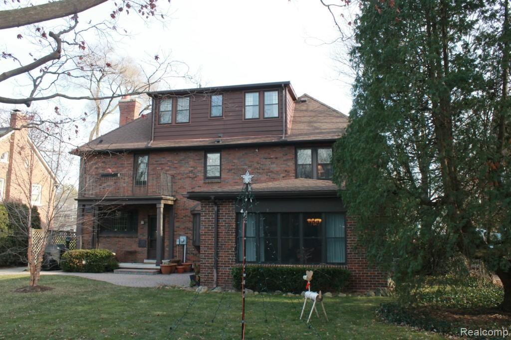 1021 Yorkshire Road Grosse Pointe, MI 48230 - Photo 50 of 54 Yorkshire 1021 013.jpg