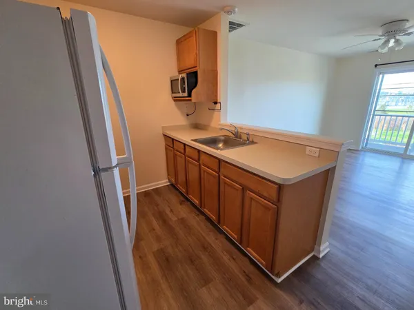 $1,400 | 101 Dundee Avenue, Unit 202, Chester, MD 21619
