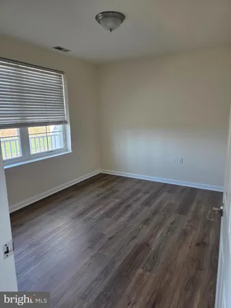 $1,400 | 101 Dundee Avenue, Unit 202, Chester, MD 21619