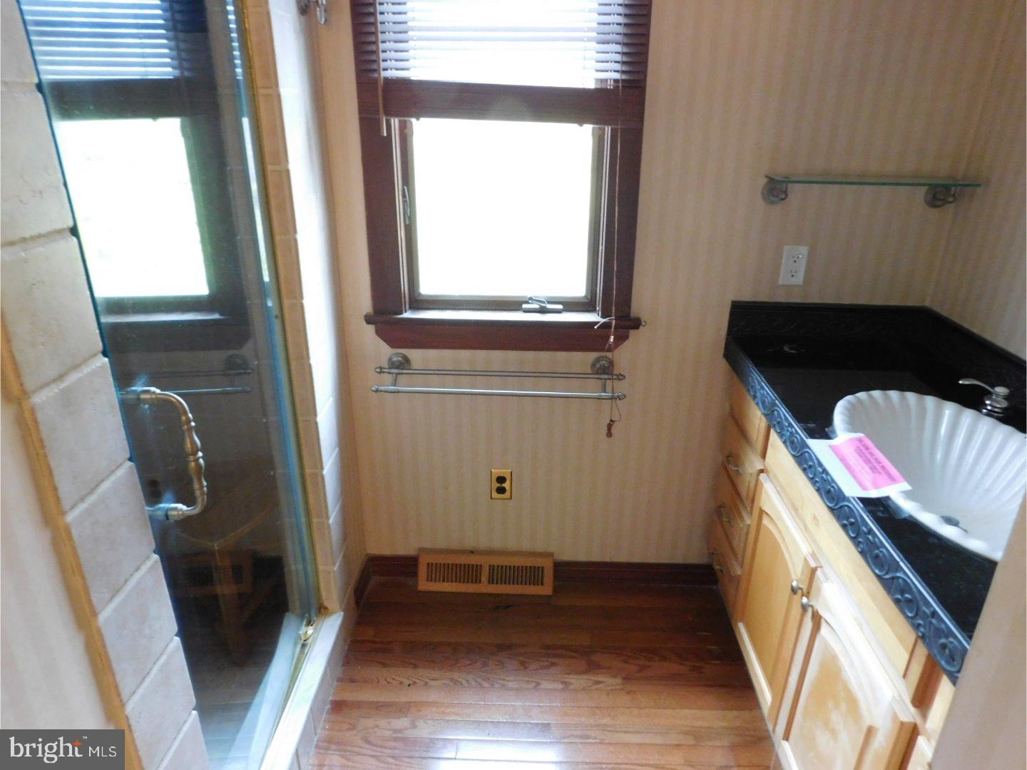 502 Breakneck Road Mullica Hill, NJ 08062 - Photo 16 of 24 Master Bathroom