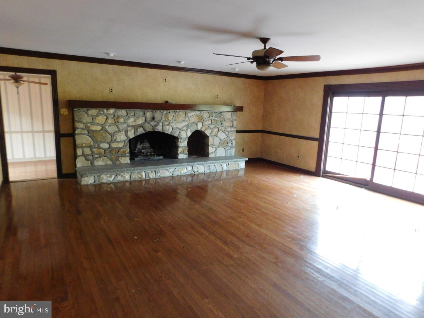 502 Breakneck Road Mullica Hill, NJ 08062 - Photo 7 of 24 Family Room