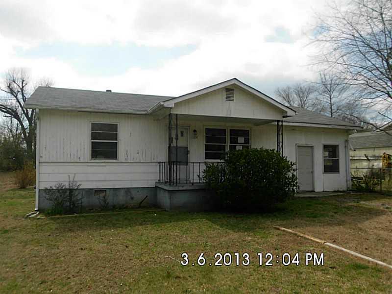 124 Reed Street Trion, GA 30753 - Photo 1 of 1 Exterior Front.