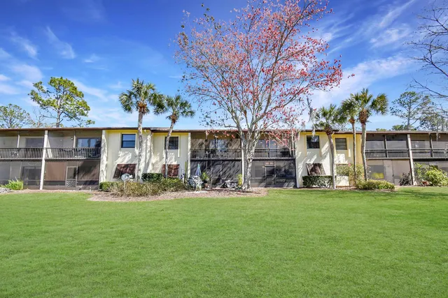 $193,000 | 600 Domenico Circle, Unit F9, St. Augustine, FL 32086