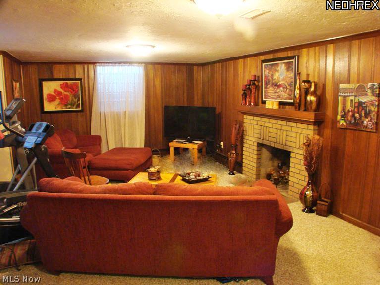 17902 Maplecliff Road Cleveland, OH 44119 - Photo 17 of 24 Gallery Image 17