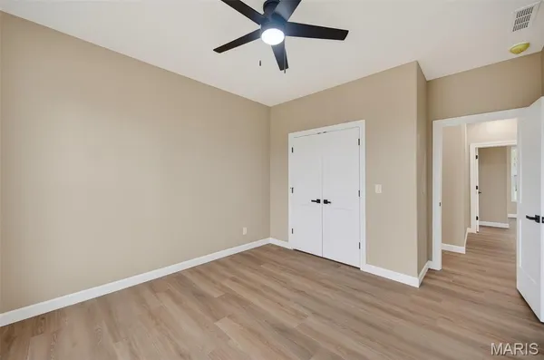 $369,900 | 2230 Cherry Blossom Circle, Lebanon, MO 65536