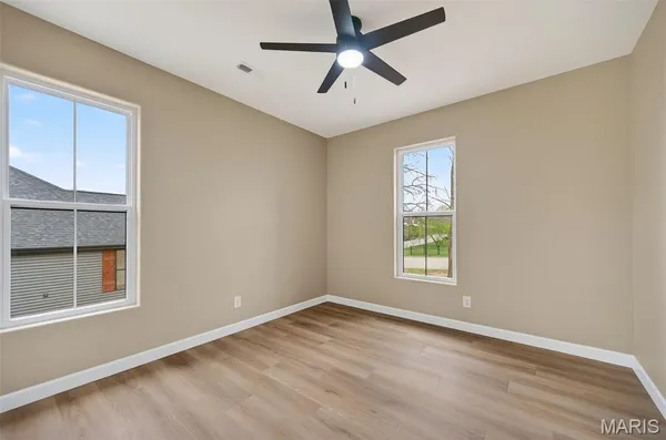 $369,900 | 2230 Cherry Blossom Circle, Lebanon, MO 65536
