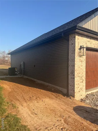 $369,900 | 2230 Cherry Blossom Circle, Lebanon, MO 65536