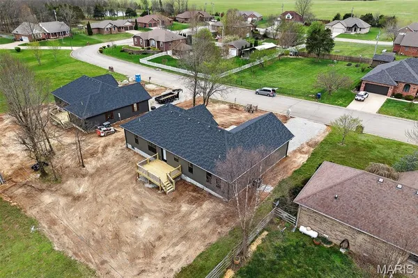$369,900 | 2230 Cherry Blossom Circle, Lebanon, MO 65536