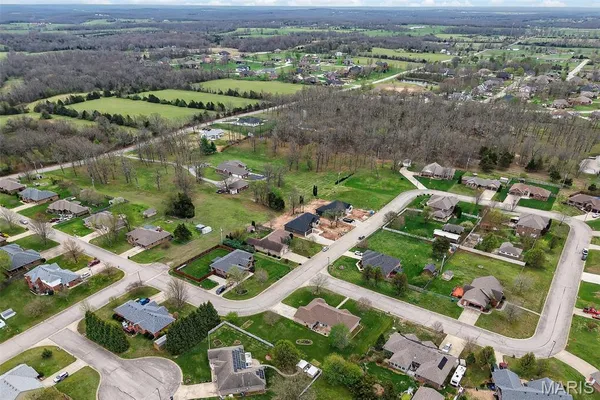 $369,900 | 2230 Cherry Blossom Circle, Lebanon, MO 65536