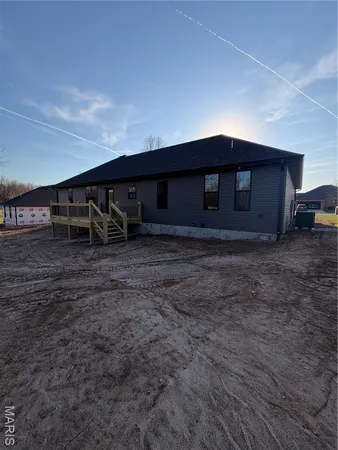 $369,900 | 2230 Cherry Blossom Circle, Lebanon, MO 65536