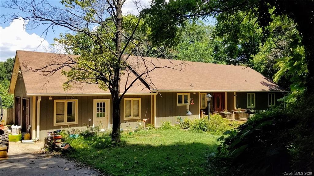 8300 Tuckalake Road Charlotte, NC 28215 - Photo 1 of 35 Gallery Image 1