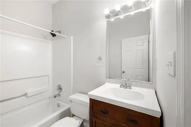 $3,500 | 980 Violet Street Southeast, Atlanta, GA 30315