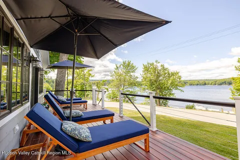 $1,295,000 | 4 Bobolink Road, Craryville, NY 12521