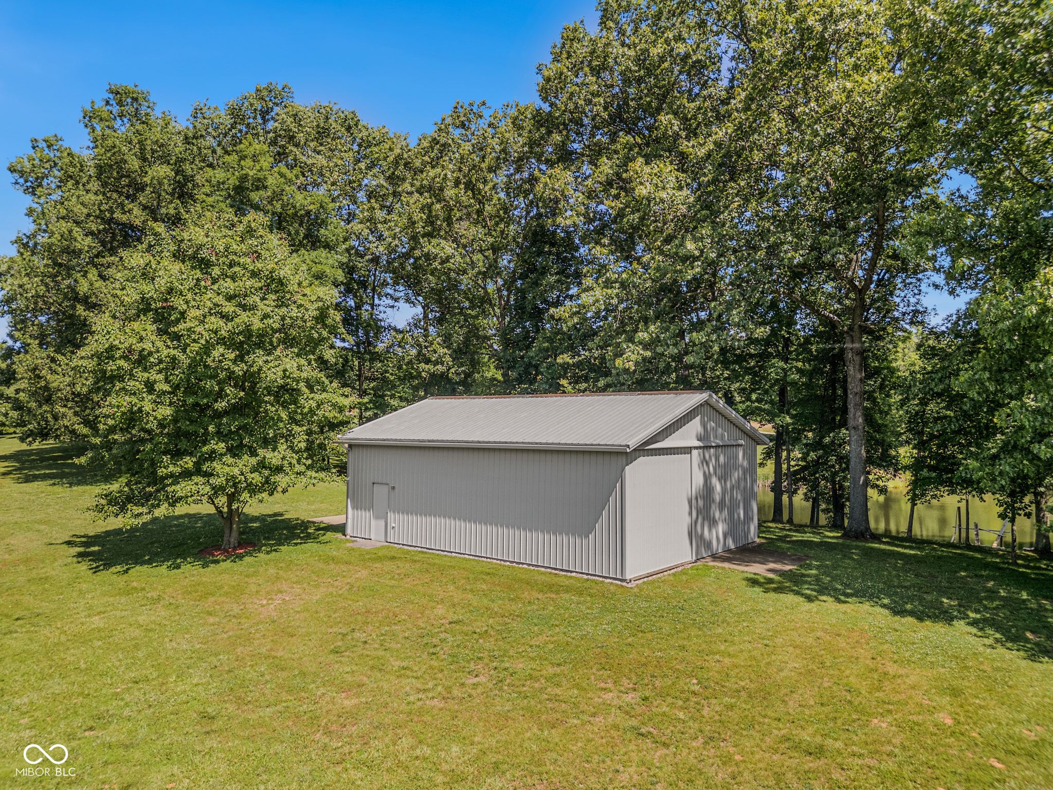 7221 South Sprague Road Columbus, IN 47201 - Photo 7 of 51
