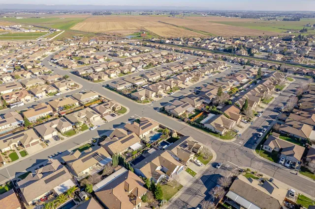 $725,000 | 757 Killebrew Way, Galt, CA 95632