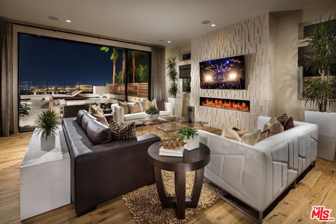 20340 W. Aberdeen Lane Porter Ranch, CA 91326 - Photo 6 of 18