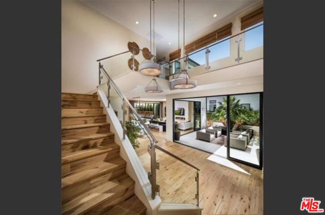 20340 W. Aberdeen Lane Porter Ranch, CA 91326 - Photo 7 of 18