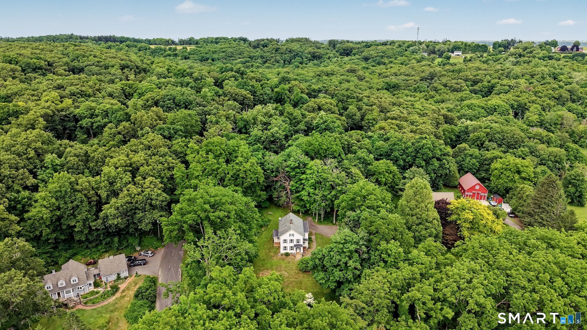 33 Hatch Road Bridgewater, CT 06752 - Photo 11 of 40