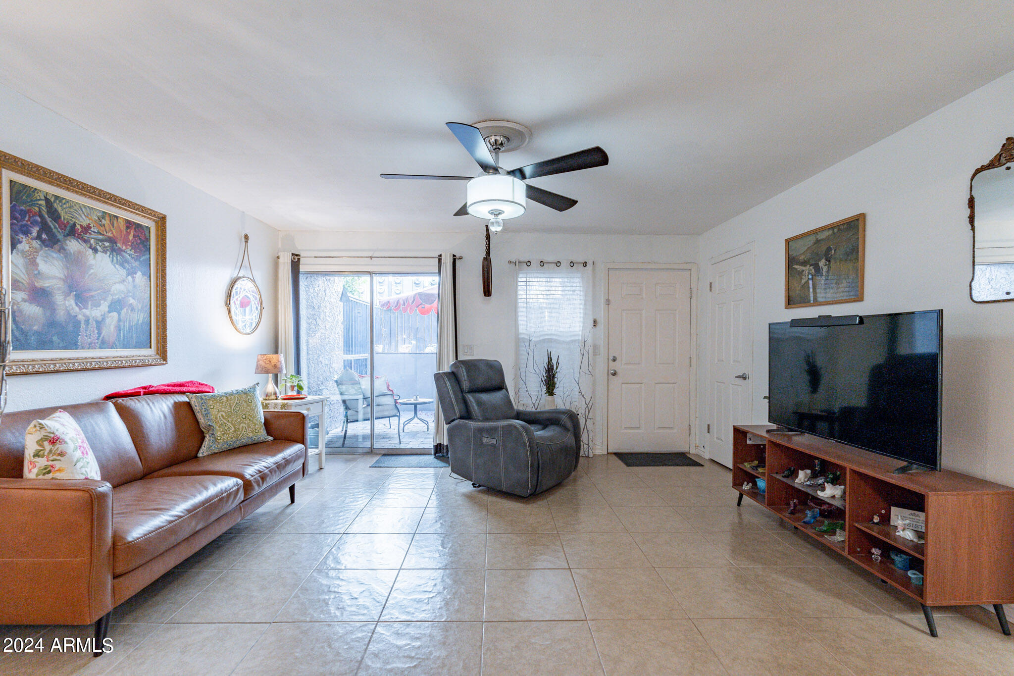 1645 West Baseline Road, Unit 1163 Mesa, AZ 85202 - Photo 7 of 21 Living Room