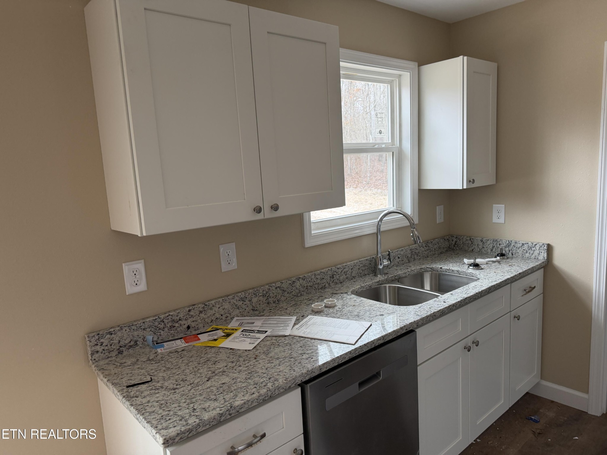 6316 Osage Road Crossville, TN 38572 - Photo 9 of 17 Gallery Image 9