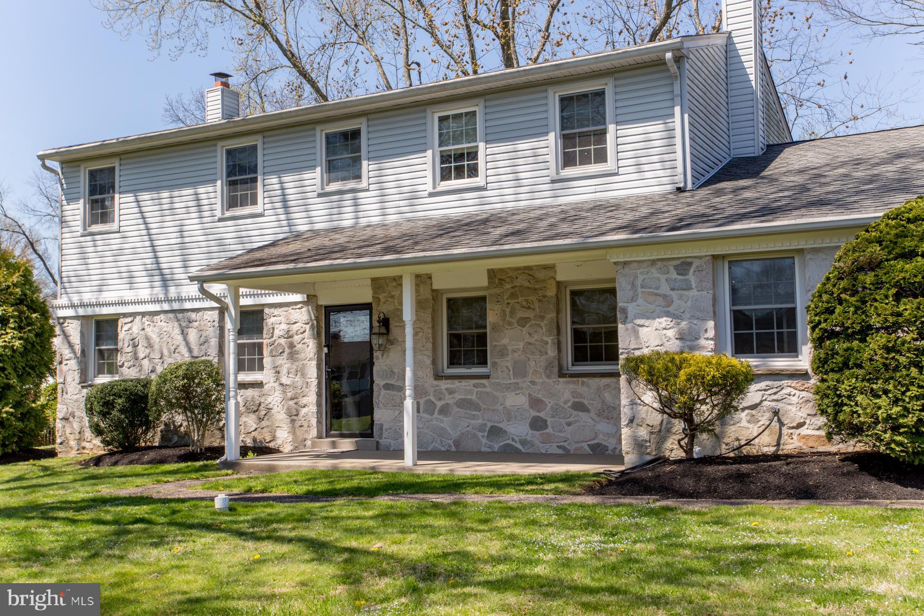 3852 Shelley Road Huntingdon Valley, PA 19006 - Photo 1 of 115 Porch
