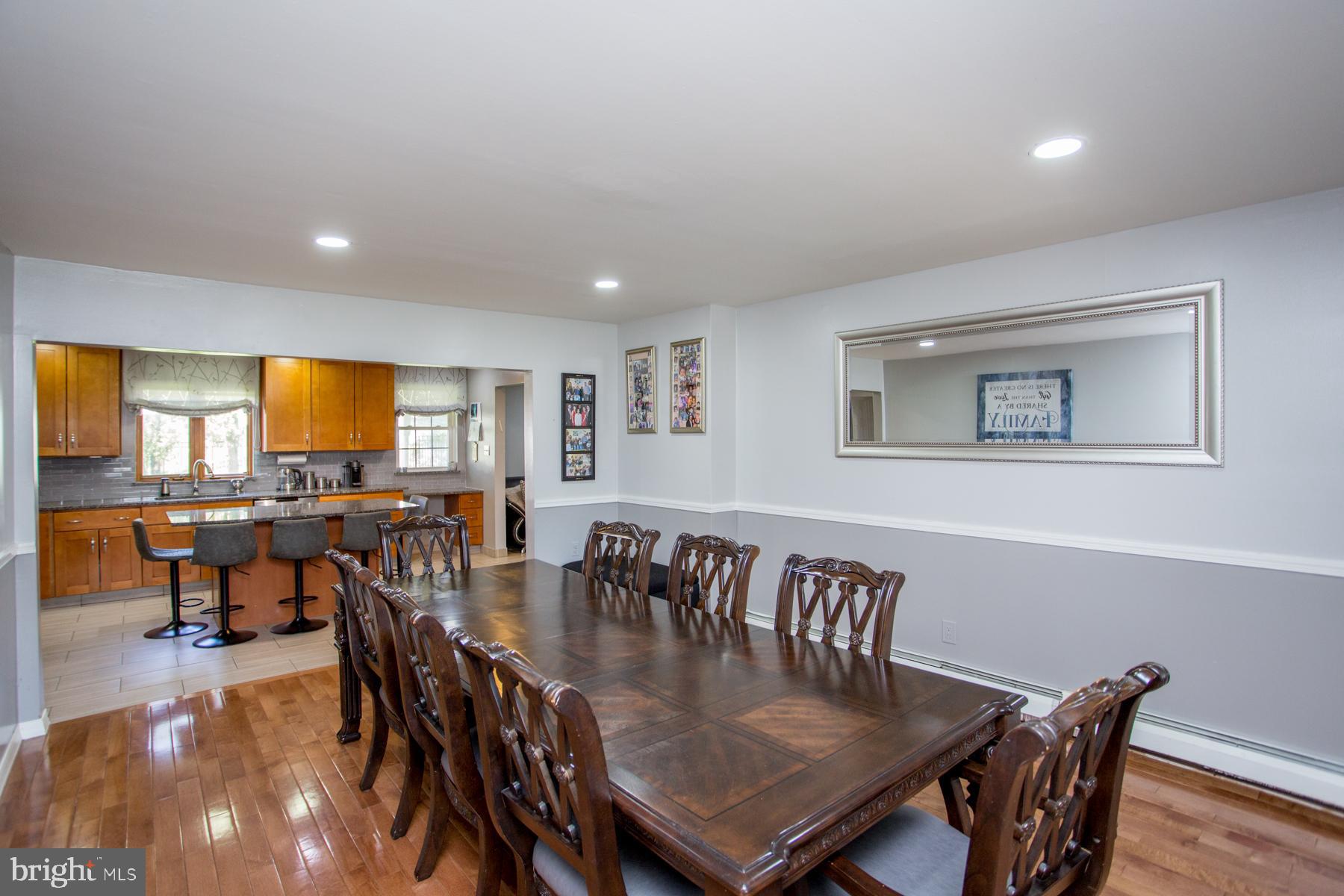 3852 Shelley Road Huntingdon Valley, PA 19006 - Photo 19 of 115 Dining room