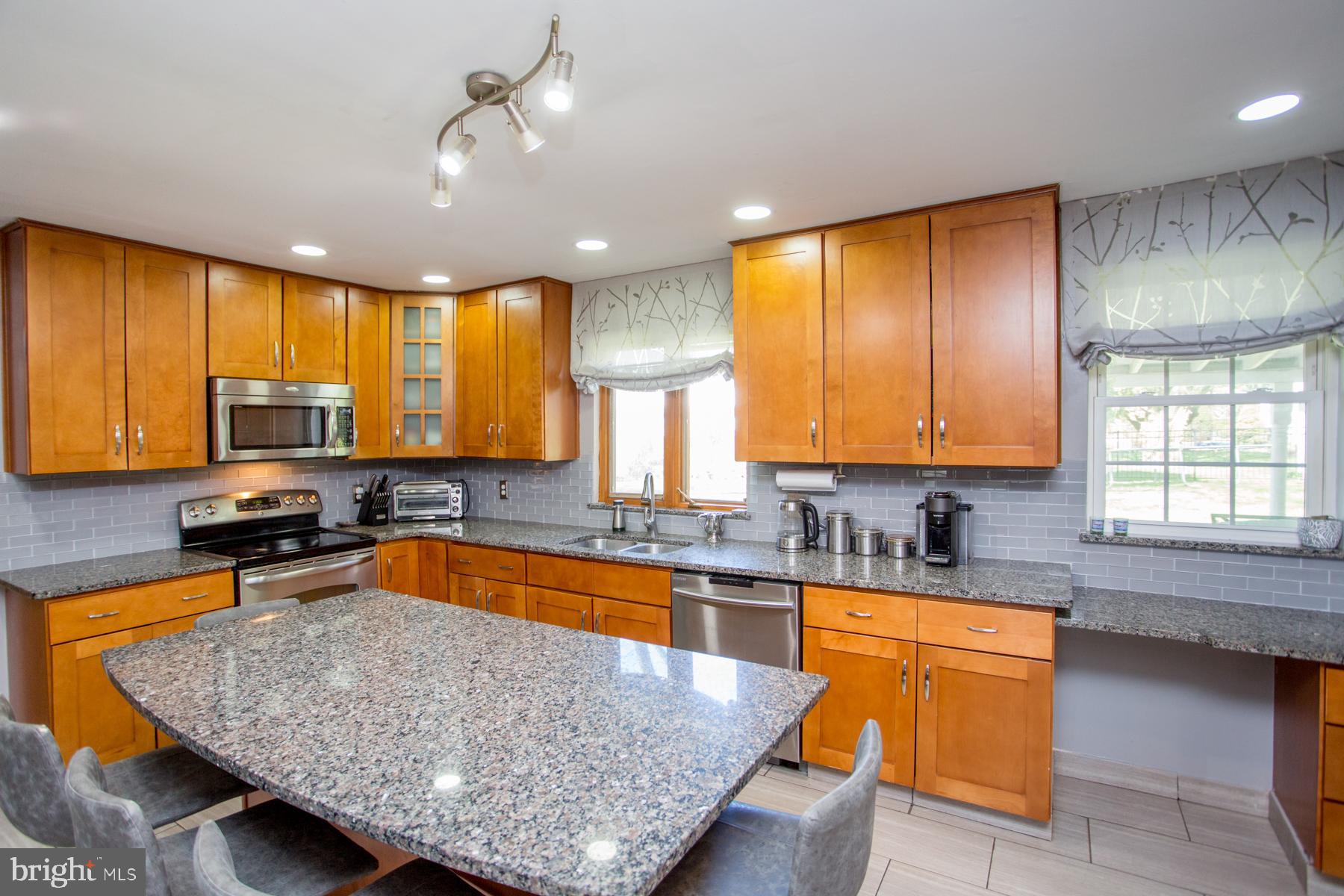 3852 Shelley Road Huntingdon Valley, PA 19006 - Photo 29 of 115 Kitchen