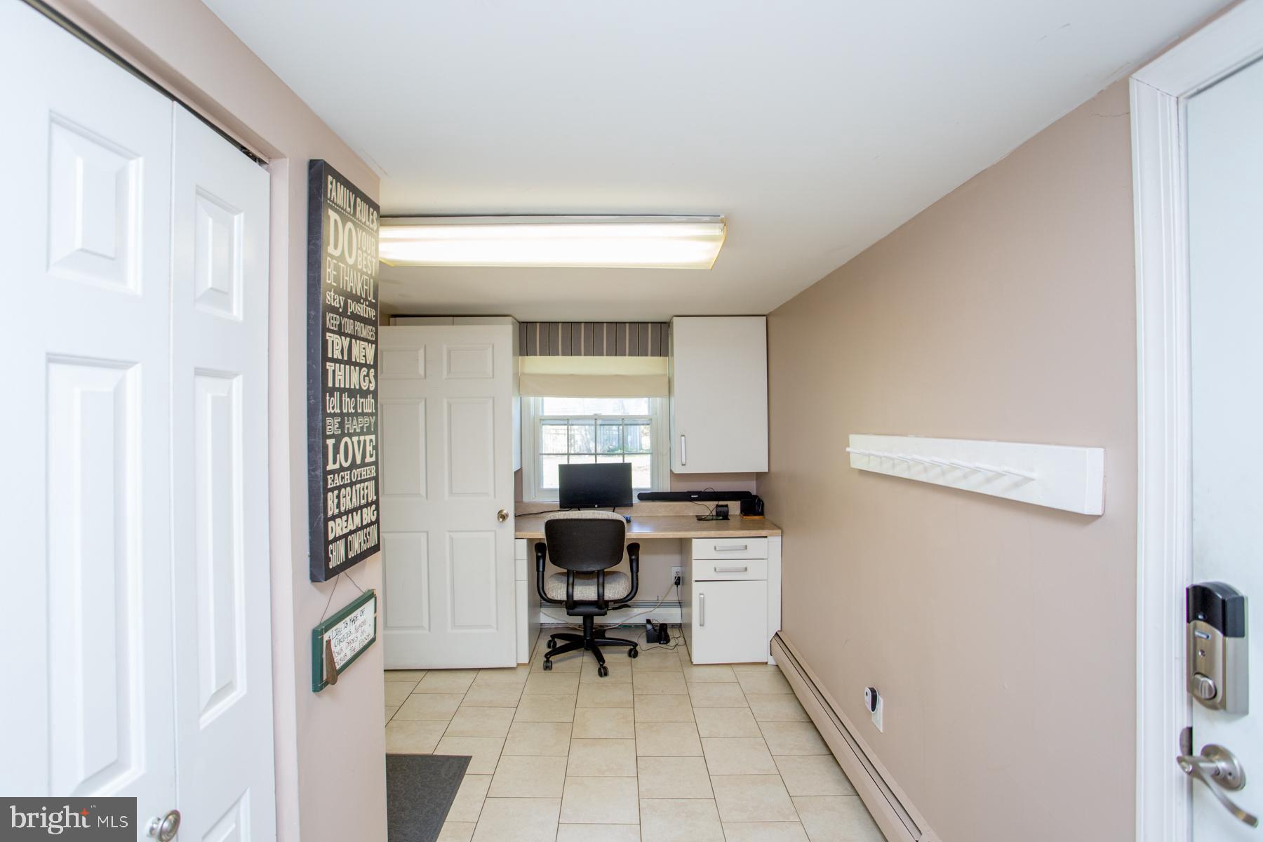 3852 Shelley Road Huntingdon Valley, PA 19006 - Photo 52 of 115 Mud room.