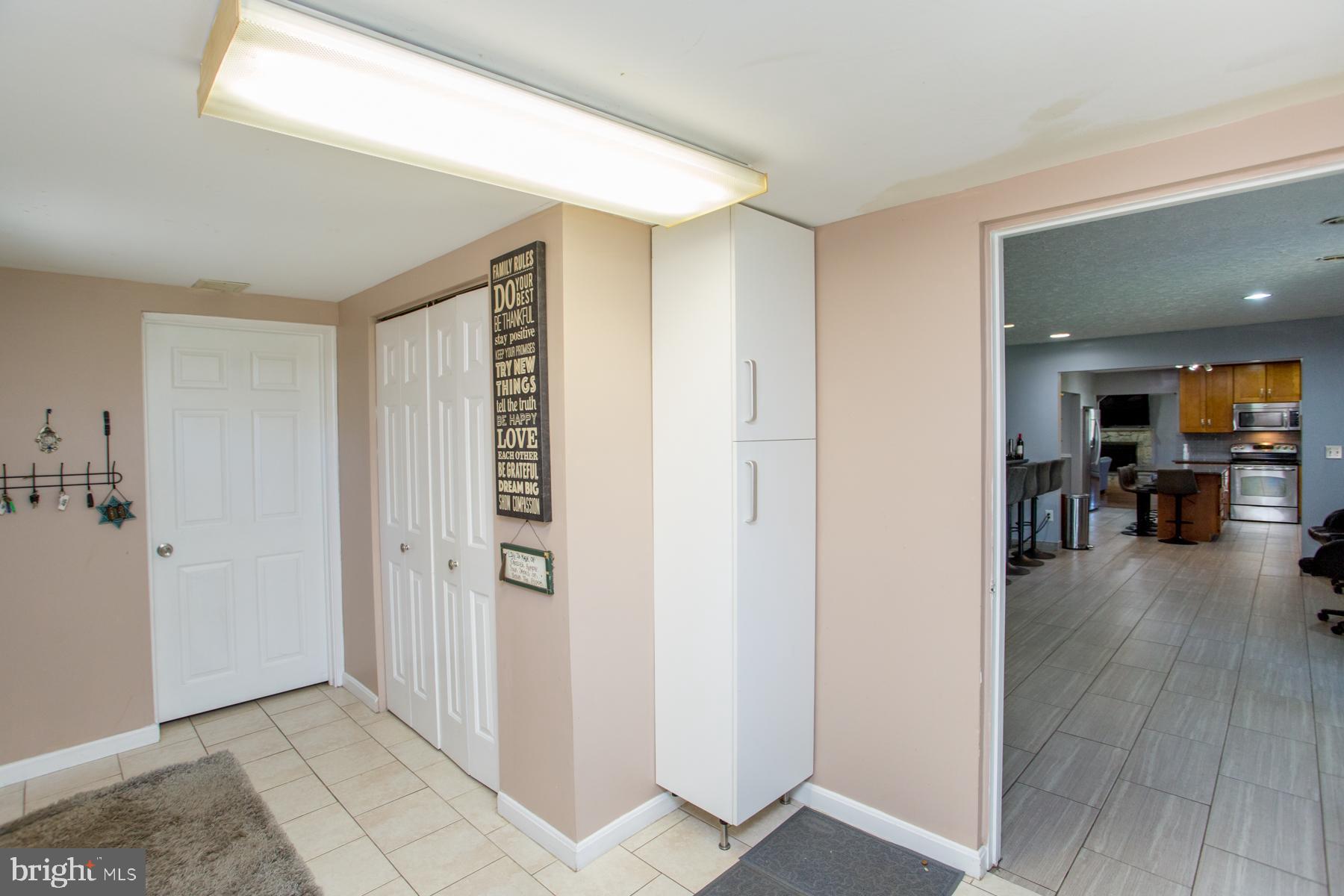 3852 Shelley Road Huntingdon Valley, PA 19006 - Photo 53 of 115 Mud room.