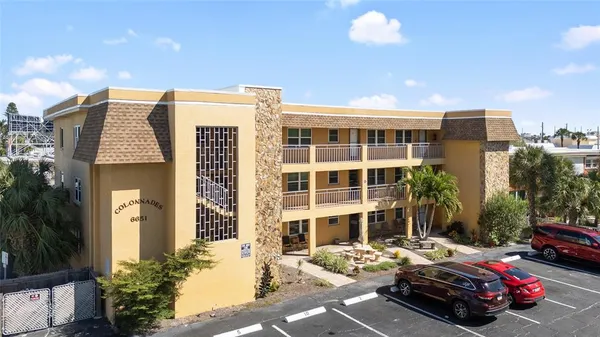 $344,999 | 6651 Sunset Way, Unit 9, St. Pete Beach, FL 33706